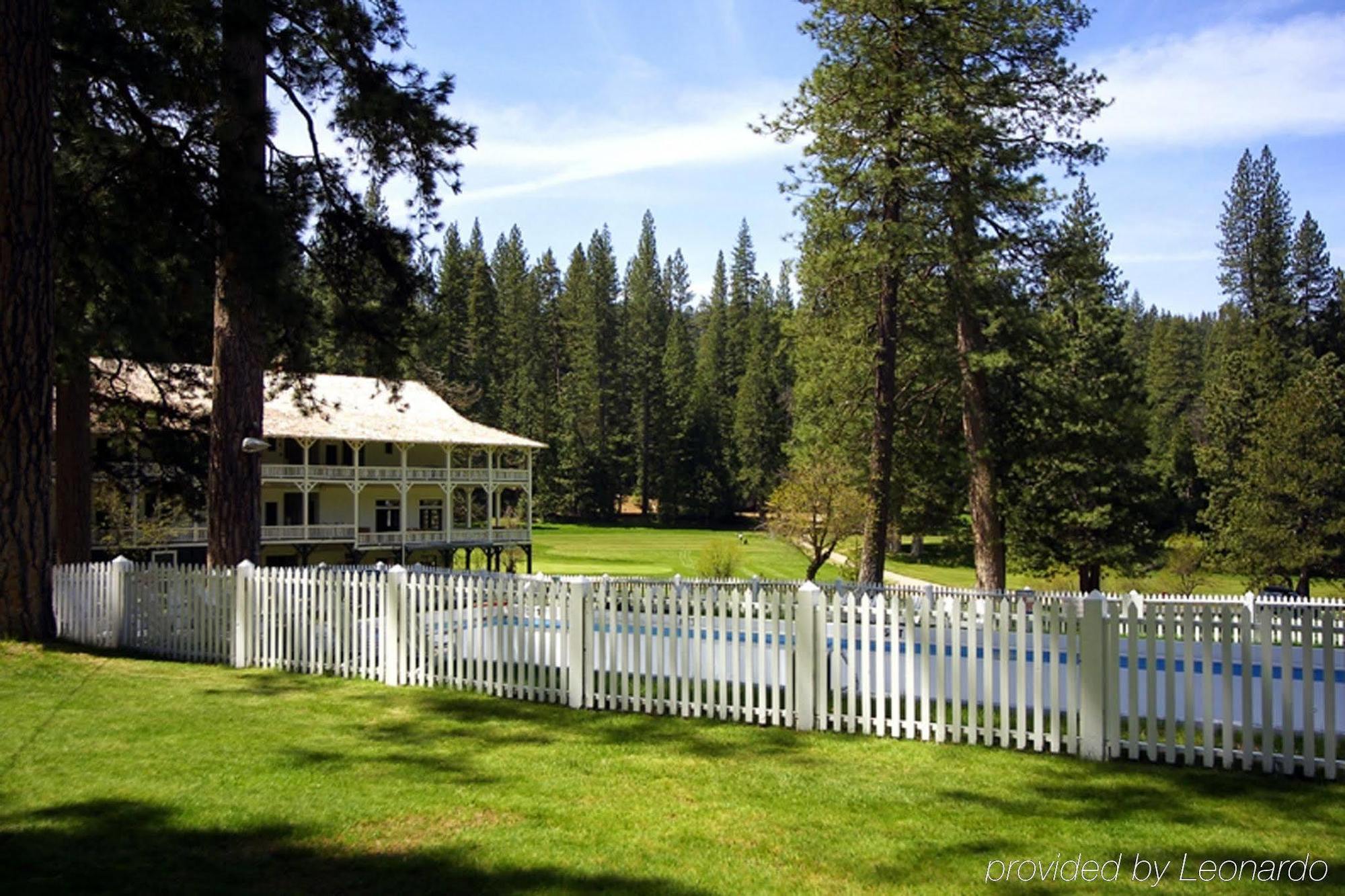 Wawona Hotel Exterior photo